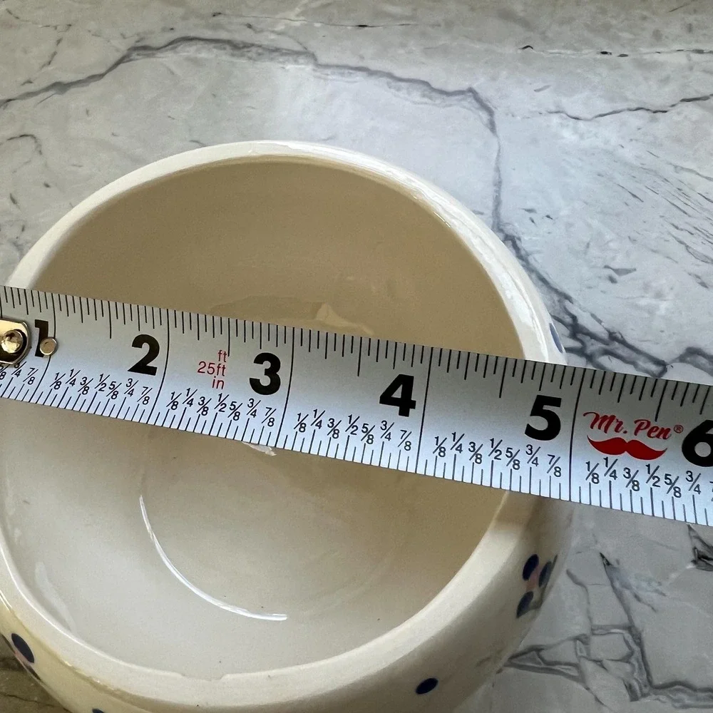 Sweet handpainted floral cache pot‎